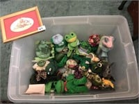 Various Frog Figures/Statues