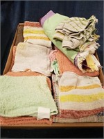 Lot of Kitchen Towels
