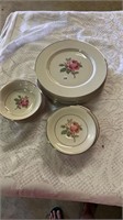 Manor rose dishes