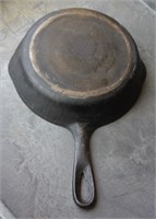 WAGNER 8IN CAST IRON SKILLET