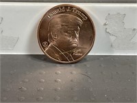 One ounce copper round, .999 purity, Trump