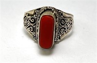 Sterling Coral Ring 7 Grams Size 7-8