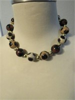 BROWN TONES SPOTTED CHOKER NECKLACE