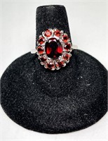 Stunning Garnet Ring 4 Grams Size 7.5