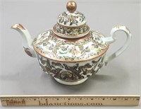 1000 Butterfly Teapot Chinese Export Porcelain