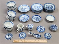 Canton Chinese Export Porcelain Lot Collection