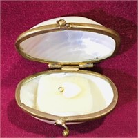 Antique Mother Of Pearl Clam Case & Pendant