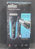 NIB Braun Series 3 ProSkin Wet/Dry Shaver