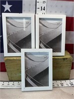 3 5x7 picture frames