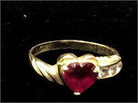 14K Gold Ring w/ Red Heart Shaped Inset CZ Ring