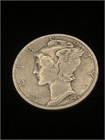 Vintage 1944 Mercury Silver Dime coin