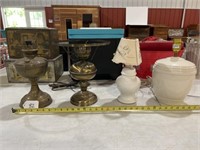 4 Assorted Lamps