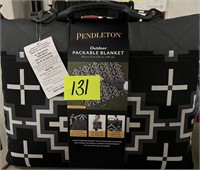 pendleton outdoor packable blanket