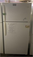 (5th) Frigidaire Refrigerator/Freezer #240508004A