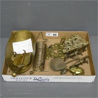 Lot of Brass Items - Frog - Letter Holder - Scoop