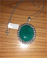Green onyx necklace w/ 20" chain German silver