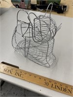 Wire cat basket