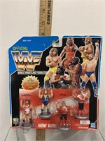 1992 WWF Mini Wrestlers-Hawk,Animal,Earthquake