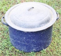 Enamelware Pot with Lid