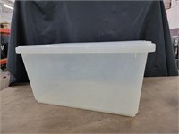 45quart Tote with Lid