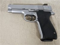 Smith & Wesson Model 4586 Semi Auto Handgun
