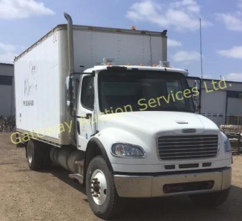 2006 Frieghtliner  Steam Truck with 133500kms on