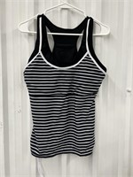 SIZE LARGE WOMENS SWIMSUIT TOP AND SKIRT