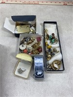 Lot of Vintage Jewelry