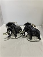 2pc glass mammoth ornaments