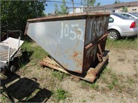METAL DUMPSTER WITH BASE