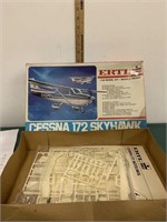 ERTL Cessna 172 Skyhawk Airplane Model Kit Toy