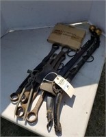 METAL HORSE HANES, BOX WRENCHES, 2 1/2" CASTERS