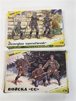 2 Russian Soldier Model Kits