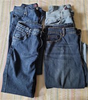 Women's denim jeans. Size 10