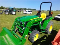 JD 3025D 4WD Loader Tractor    336 Hrs (Like New)