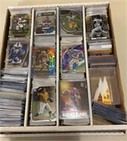 Sports cards - 4000 count box with approximately