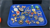 Nice tray lot of vintage and costume