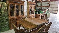 Amish Built 9 pc Oak Dining Room Outfit