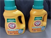 ARM AND HAMMER SENSITIVE SHIN DETERGENT LOT( NEW)