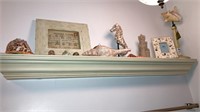 Seashells & decor - goods on bath shelf