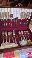 Holmes & Edwards inlaid IS 52-pc flatware set in