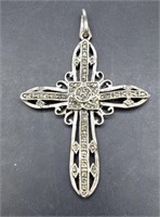 Sterling Cross Pendant  Total Weight 7.5g