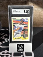 1990 Fleer Baseball Ken Griffey Jr Rookie SGC 8.5