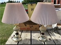Set of table lights with shades