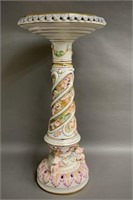 Fine Capodimonte Italian Porcelain Pedestal 28 1/2