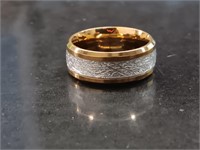 Size 6 Goldtone Stainless Steel Ring