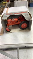 Allis chalmers WD45 antique tractor die cast