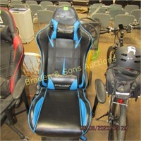 CONTEMPORARY GAMING CHAIR