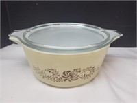 Pyrex Bowl   # 475 With Lid