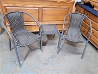 2 Patio Chairs & Side Table